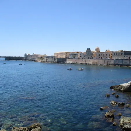 Maison Ortigia Bed & Breakfast
