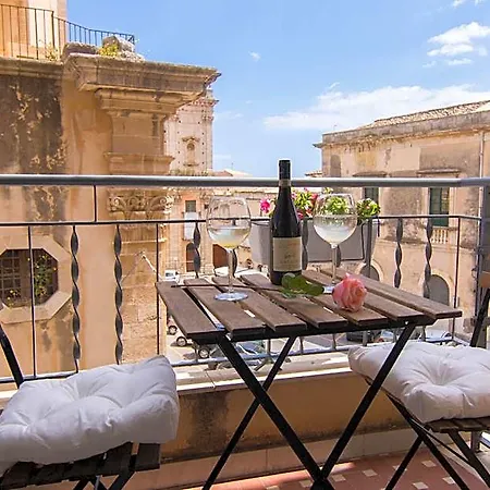 Maison Ortigia فندق مبيت وإفطار 4*