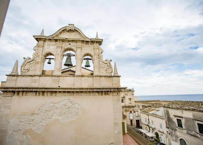 Maison Ortigia Bed & Breakfast 4*