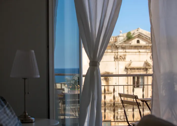 Bed & Breakfast Maison Ortigia 4*