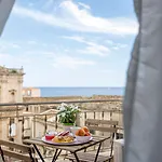 Maison Ortigia Bed & Breakfast