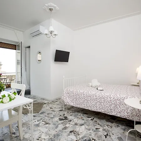 Maison Ortigia 3*