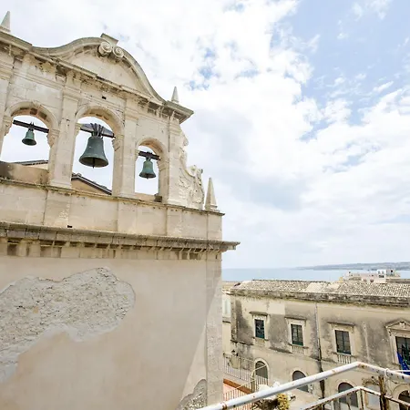 Maison Ortigia Couette-café