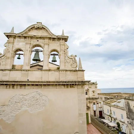 Maison Ortigia Bed & Breakfast 4*