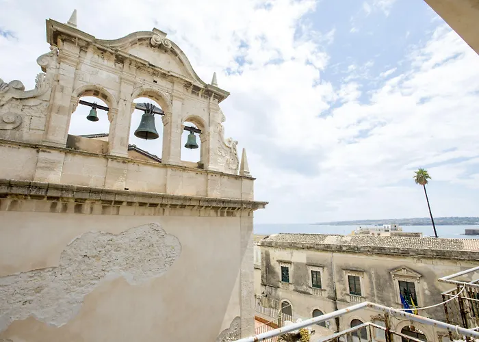 Alojamento de Acomodação e Pequeno-almoço Maison Ortigia